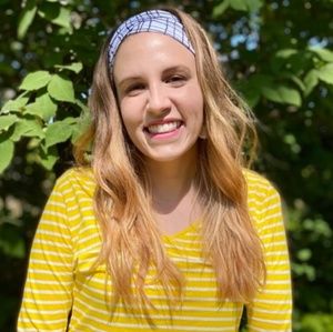 Meet your Posher, Elena